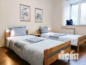 2-к квартира, посуточно, 52м2, 1/10 этаж