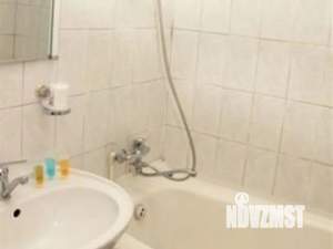 1-к квартира, посуточно, 32м2, 3/5 этаж