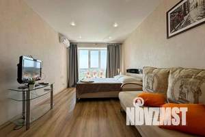 1-к квартира, посуточно, 35м2, 4/8 этаж