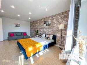 1-к квартира, посуточно, 40м2, 1/1 этаж