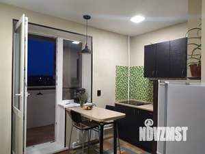 1-к квартира, посуточно, 40м2, 7/16 этаж