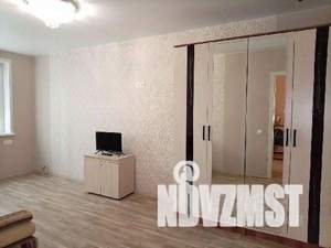 2-к квартира, на длительный срок, 55м2, 1/5 этаж