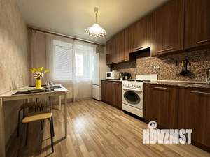 1-к квартира, посуточно, 39м2, 6/9 этаж