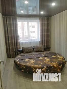 2-к квартира, посуточно, 47м2, 3/5 этаж