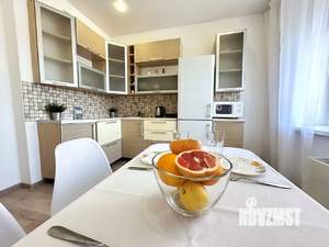 1-к квартира, посуточно, 37м2, 6/18 этаж