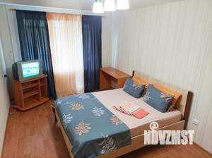 1-к квартира, посуточно, 34м2, 3/5 этаж