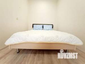 1-к квартира, посуточно, 34м2, 7/16 этаж