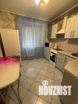 1-к квартира, посуточно, 34м2, 6/9 этаж