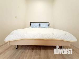 1-к квартира, посуточно, 34м2, 7/16 этаж