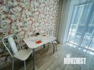 1-к квартира, посуточно, 40м2, 2/10 этаж