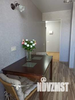 1-к квартира, посуточно, 40м2, 21/26 этаж