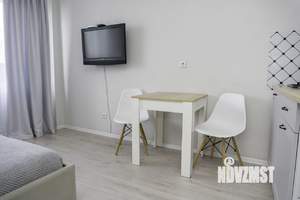 Студия квартира, посуточно, 25м2, 13/18 этаж