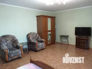 1-к квартира, на длительный срок, 60м2, 3/15 этаж