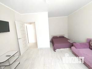 1-к квартира, посуточно, 39м2, 6/9 этаж