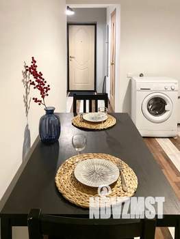 1-к квартира, посуточно, 40м2, 9/10 этаж