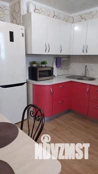 1-к квартира, посуточно, 45м2, 6/18 этаж
