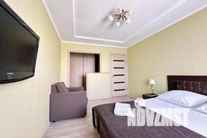 1-к квартира, посуточно, 37м2, 7/16 этаж