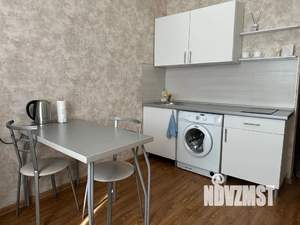 1-к квартира, посуточно, 40м2, 1/9 этаж