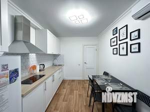 1-к квартира, посуточно, 42м2, 1/1 этаж