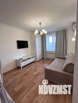 1-к квартира, посуточно, 42м2, 7/10 этаж
