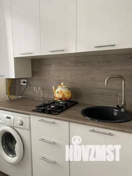 1-к квартира, посуточно, 35м2, 2/5 этаж