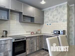 1-к квартира, посуточно, 38м2, 6/9 этаж