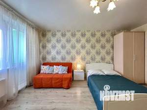 1-к квартира, посуточно, 38м2, 3/9 этаж