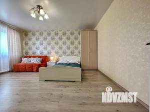 1-к квартира, посуточно, 38м2, 1/1 этаж