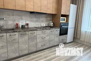 1-к квартира, посуточно, 36м2, 3/10 этаж