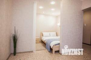 1-к квартира, посуточно, 46м2, 1/1 этаж