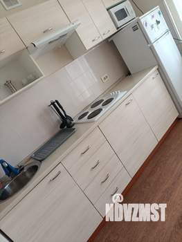 1-к квартира, посуточно, 56м2, 3/10 этаж