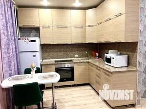 1-к квартира, посуточно, 42м2, 3/9 этаж