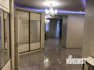 3-к квартира, на длительный срок, 150м2, 2/5 этаж