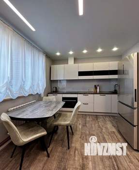 3-к квартира, на длительный срок, 100м2, 1/4 этаж