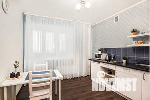 1-к квартира, посуточно, 38м2, 1/9 этаж