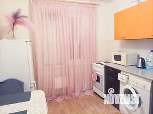 1-к квартира, посуточно, 35м2, 6/9 этаж