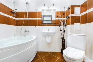 2-к квартира, посуточно, 60м2, 1/1 этаж