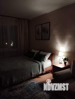 1-к квартира, посуточно, 38м2, 1/1 этаж