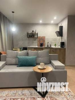 Студия квартира, посуточно, 34м2, 1/16 этаж