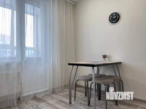 1-к квартира, посуточно, 40м2, 9/9 этаж