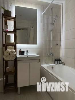 Студия квартира, посуточно, 30м2, 1/3 этаж