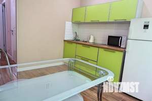 1-к квартира, посуточно, 50м2, 1/1 этаж