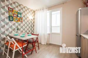 1-к квартира, посуточно, 40м2, 1/1 этаж