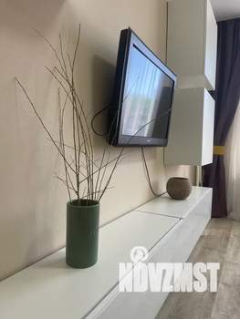 1-к квартира, посуточно, 42м2, 13/18 этаж