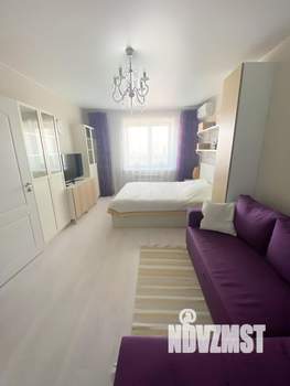 1-к квартира, посуточно, 40м2, 10/10 этаж