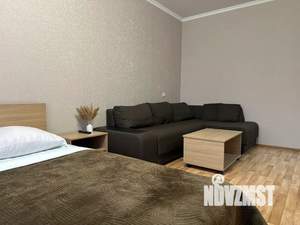 1-к квартира, посуточно, 37м2, 1/9 этаж