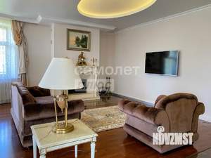 1-к квартира, на длительный срок, 130м2, 6/6 этаж