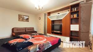 1-к квартира, посуточно, 35м2, 6/9 этаж