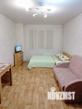 Студия квартира, посуточно, 28м2, 2/9 этаж