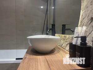 1-к квартира, посуточно, 40м2, 9/9 этаж